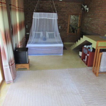 Bed and Breakfast The Rezt à Ella Extérieur photo