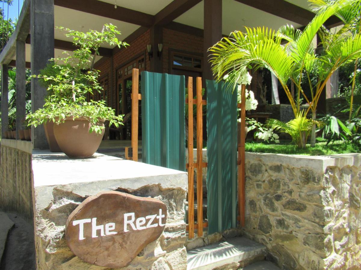 Bed and Breakfast The Rezt à Ella Extérieur photo